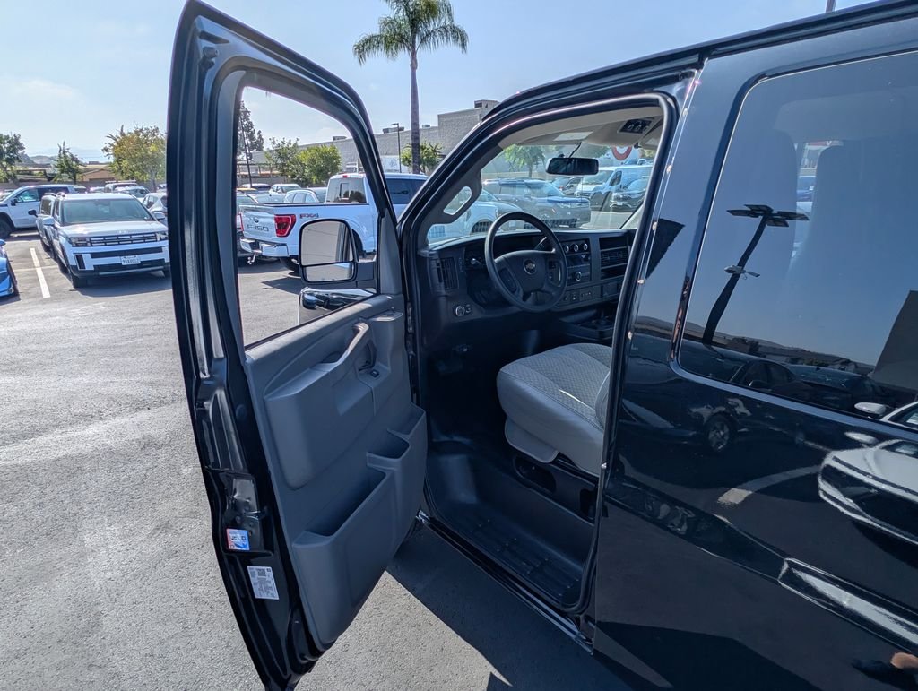 Used 2025 Black Chevrolet LS image 36