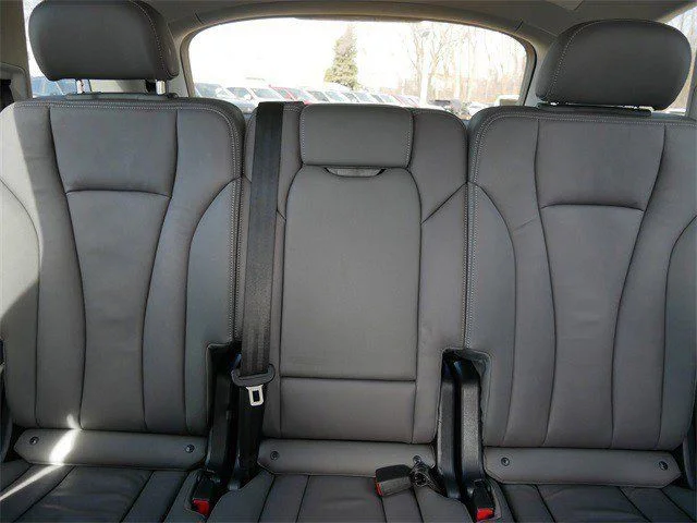 Used 2025  Audi 55 Premium Plus image 14