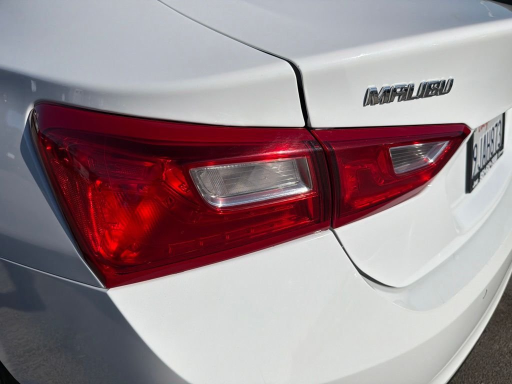 Used 2024 White Chevrolet LT image 7