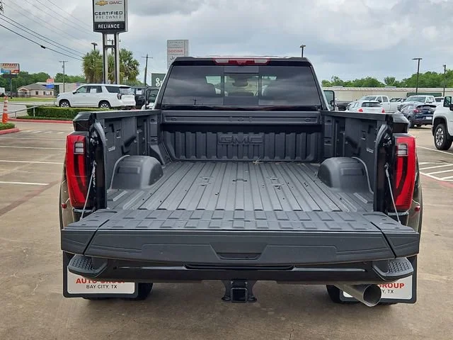2026 GMC Sierra 3500HD Denali - Photo 8