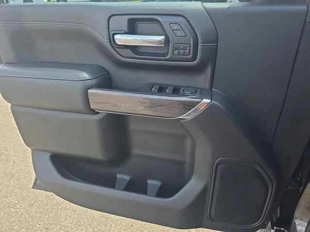 Used 2020 Brown Chevrolet LTZ image 28