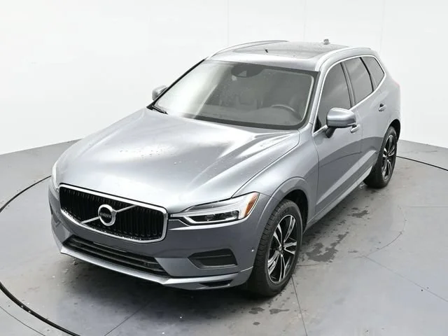 Used 2019 Grey Volvo Momentum image 36