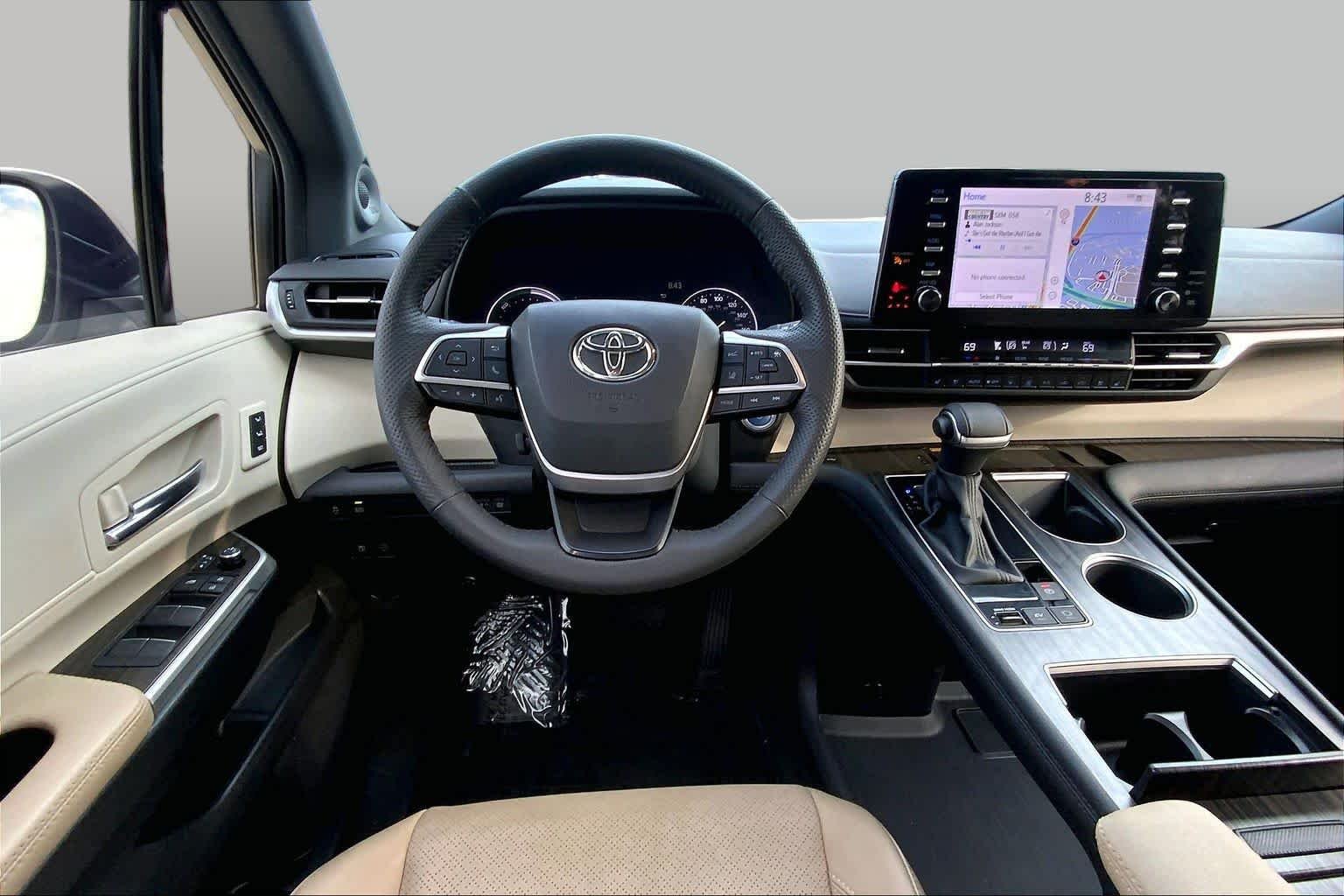 Pre-Owned 2024 Toyota Sienna Limited