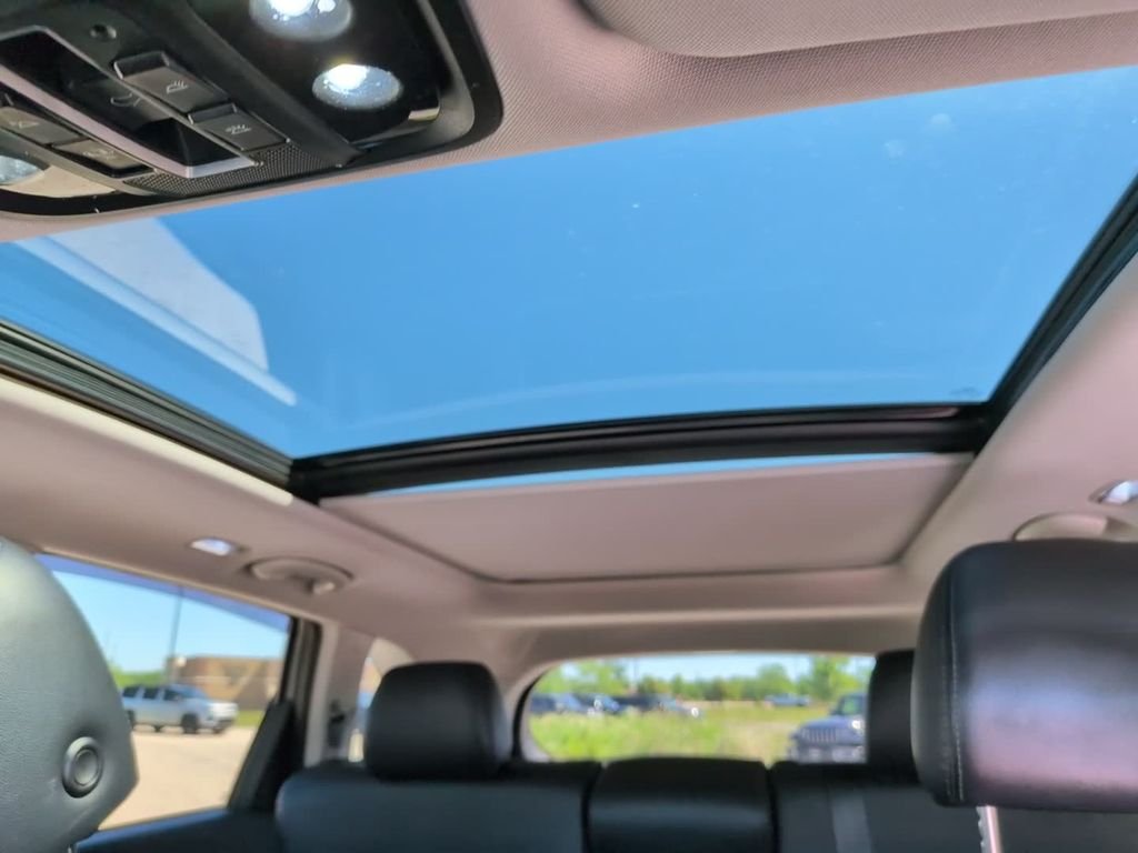 Used 2020 Silver Kia SX image 22