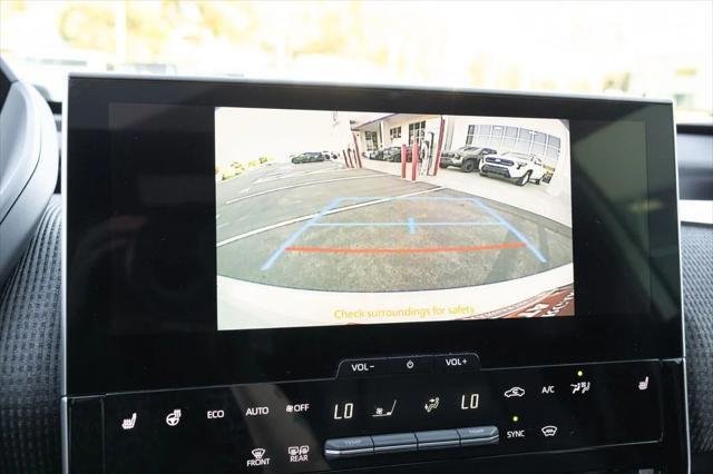 Certified Used 2023 WIND CHILL PEARL* Toyota  image 19