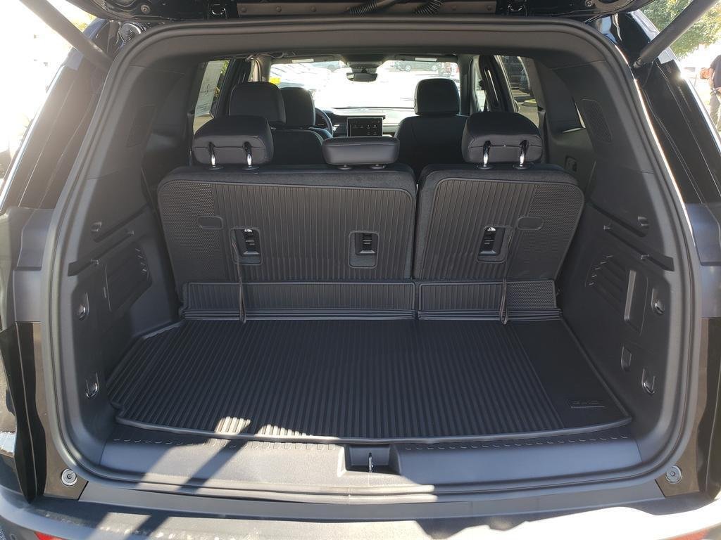 2027 GMC Acadia Elevation - Photo 9