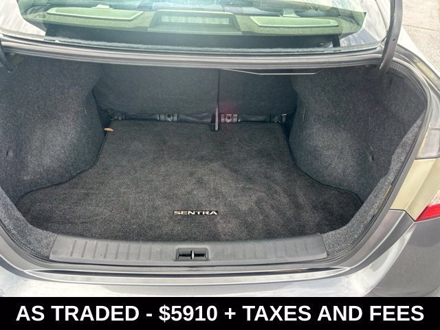 Used 2015 Gray Nissan S image 7