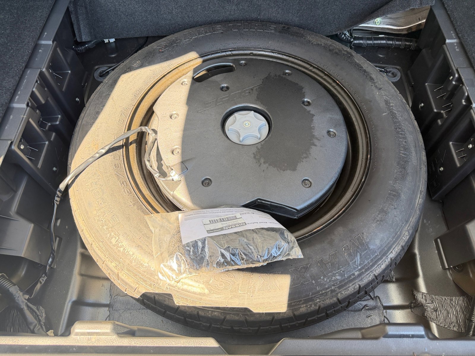 Used 2017 Gun Metallic Nissan Platinum image 40