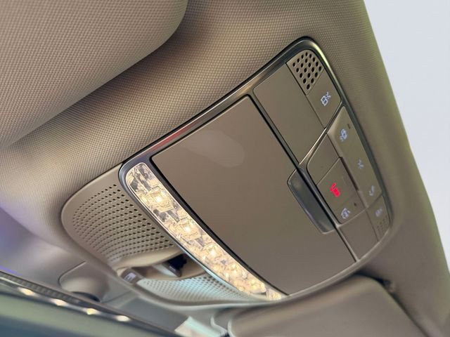 Used 2019 Black Mercedes-Benz S 560 image 33