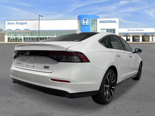 New 2026 Platinum White Pearl Honda Touring image 6