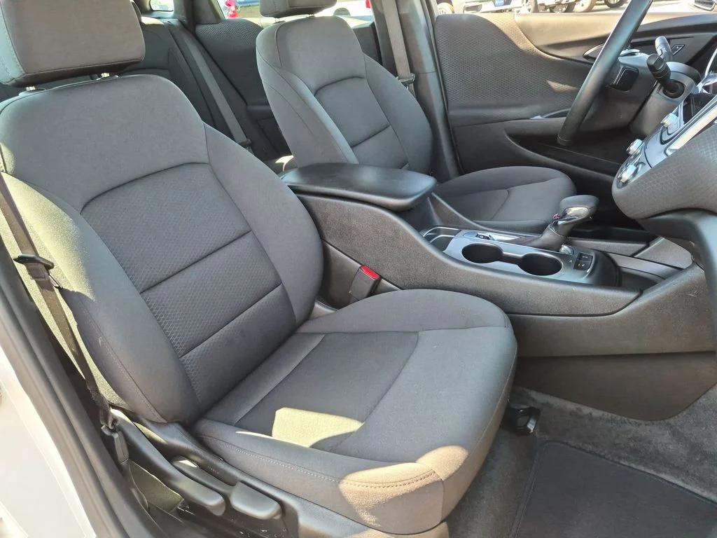 Used 2024 White Chevrolet RS image 24