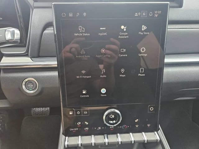 New 2026 Rapids Metallic GMC Elevation image 18
