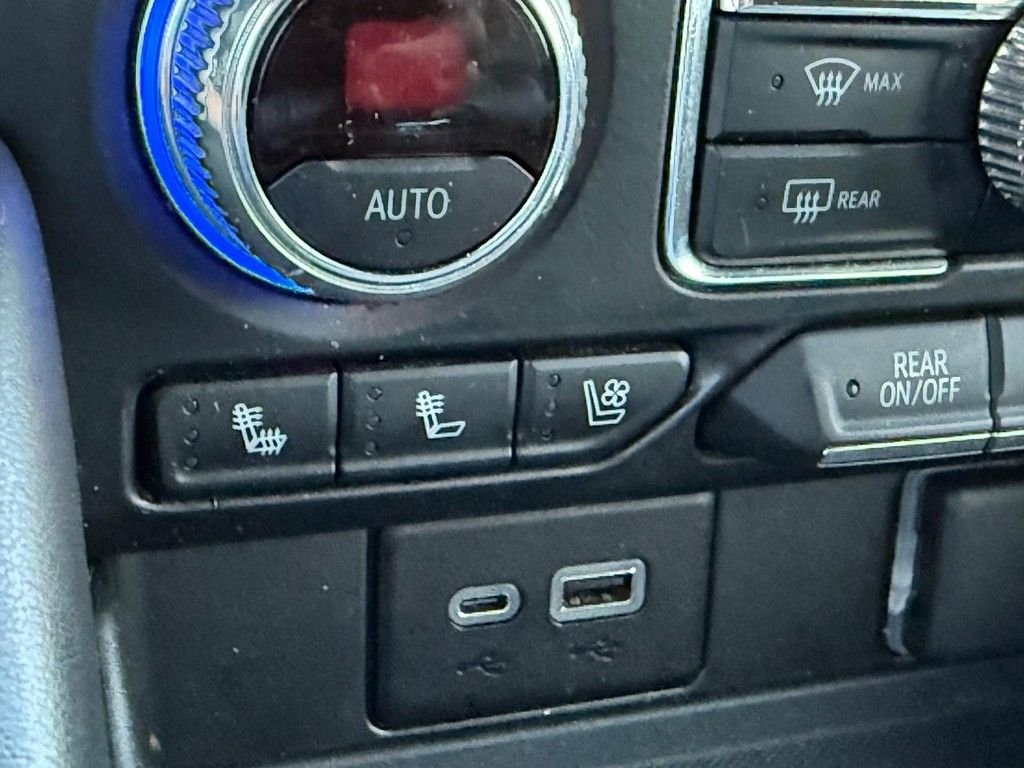 2021 GMC Yukon SLT - Photo 26