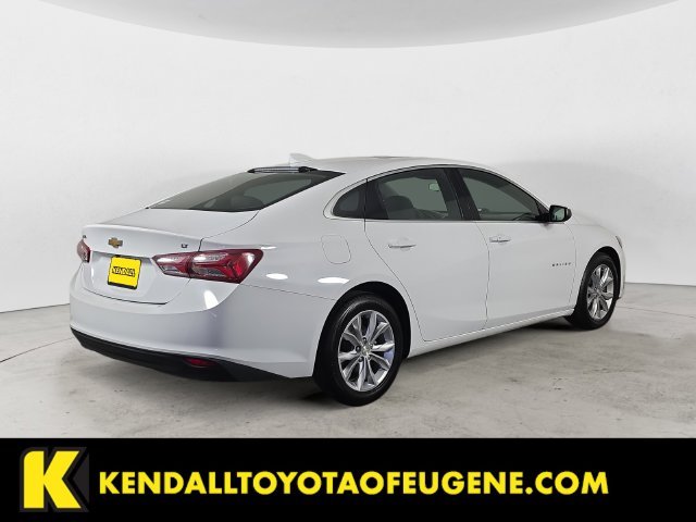 Used 2021 White Chevrolet LT image 5