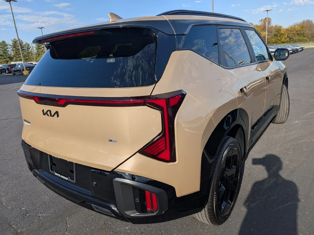 New 2027 Terrain Brown Kia X-Line S image 34