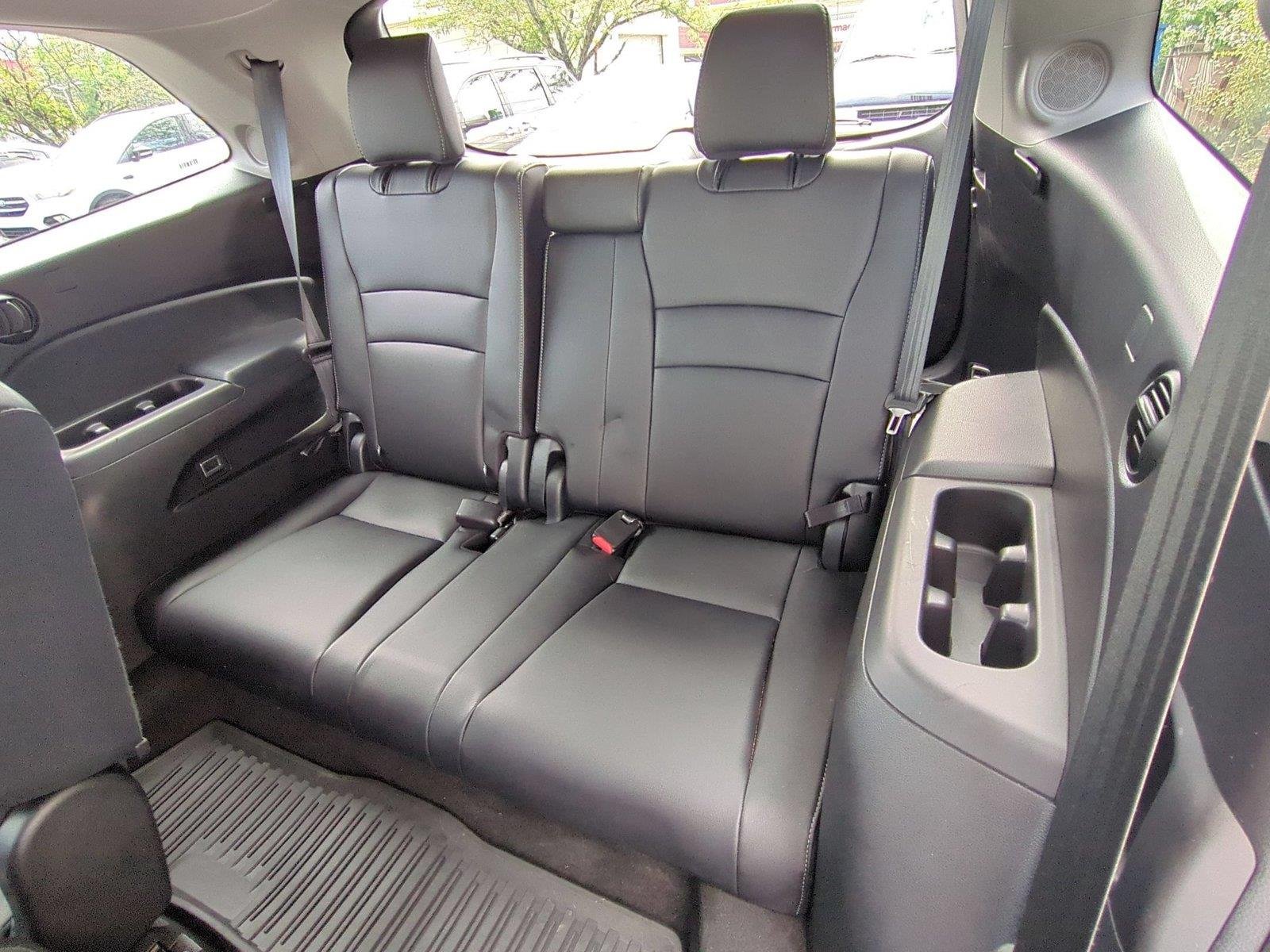 Used 2019 Modern Steel Metallic Honda Touring 8-Passenger image 36