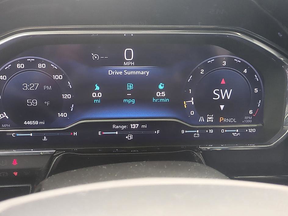 Used 2024 Summit White Chevrolet RST image 18