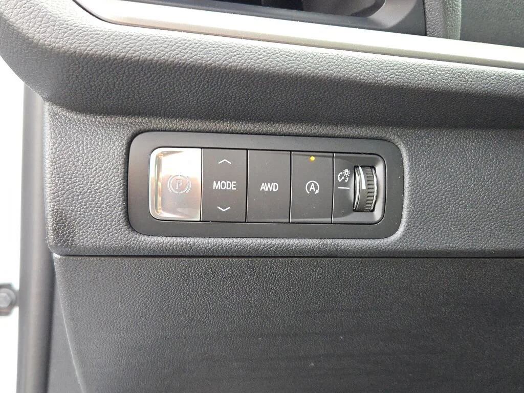2026 Chevrolet Traverse LT - Photo 26