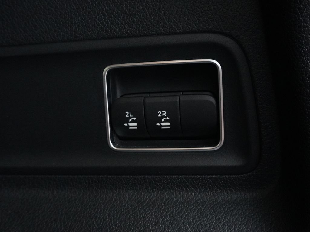 Used 2023 Gray Mercedes-Benz GLE 350 image 57