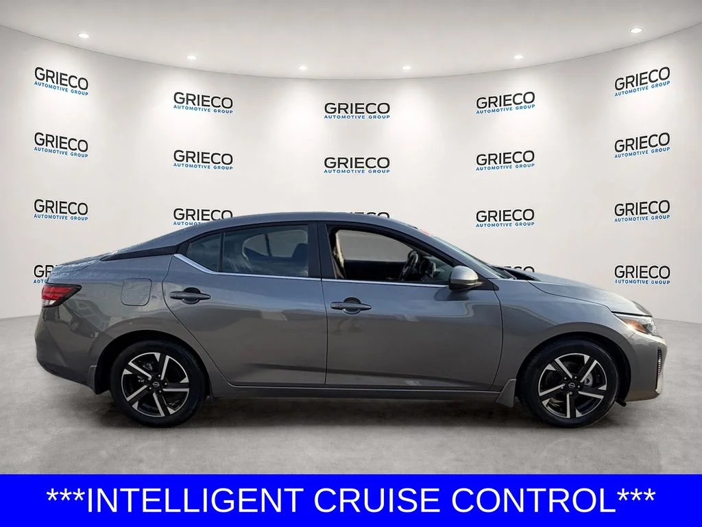 Used 2024 Gray Nissan SV image 8