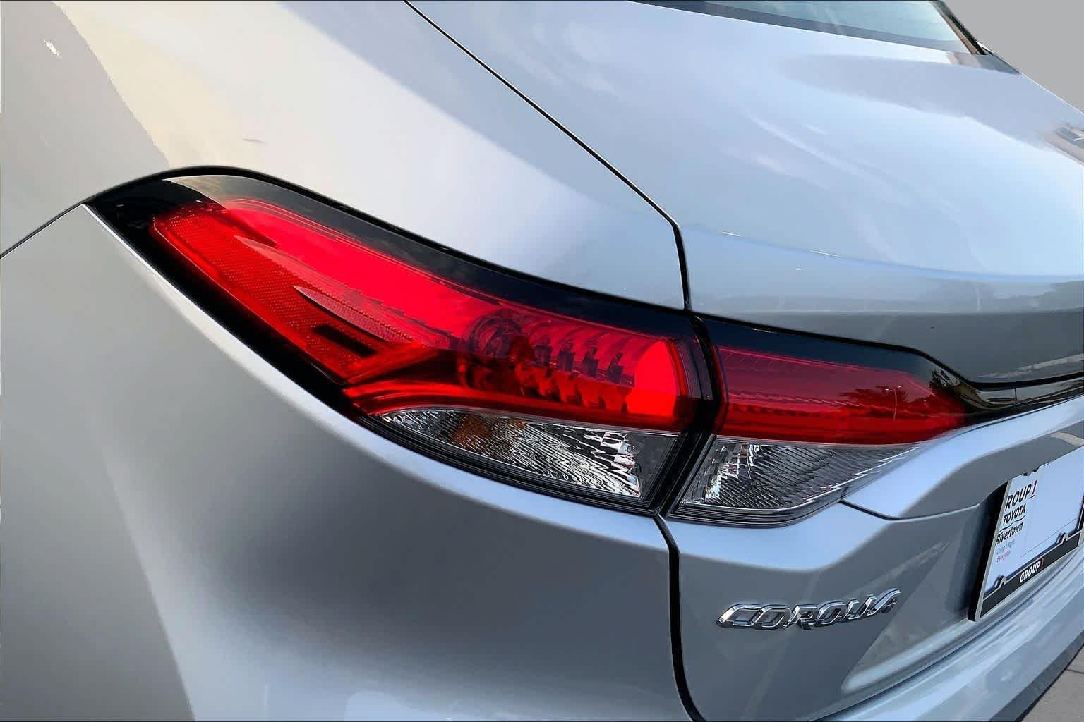 Used 2024 Classic Silver Metallic Toyota LE image 27