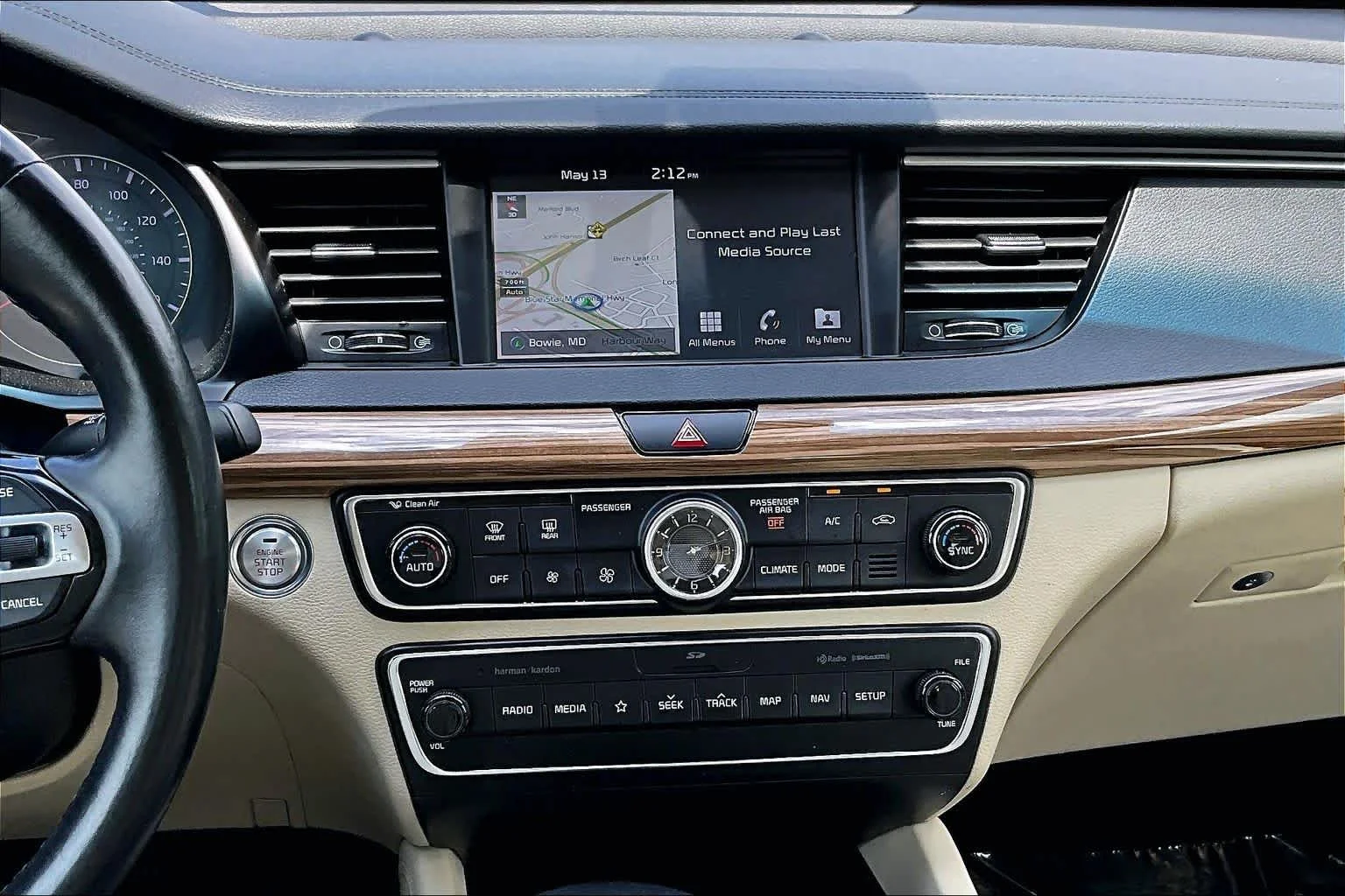 Used 2019 Snow White Pearl Kia Technology image 11