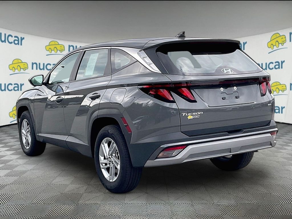 Used 2026 Hampton Gray Hyundai SE image 4