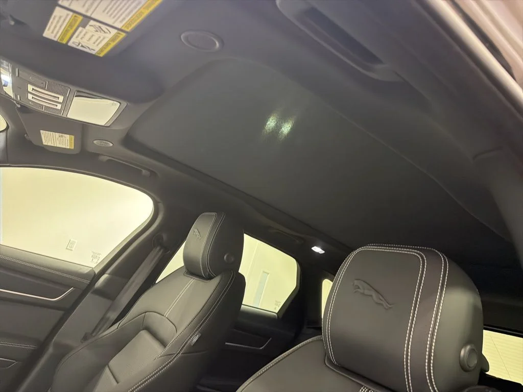 2026 Jaguar F-Pace R-Dynamic S - Photo 18