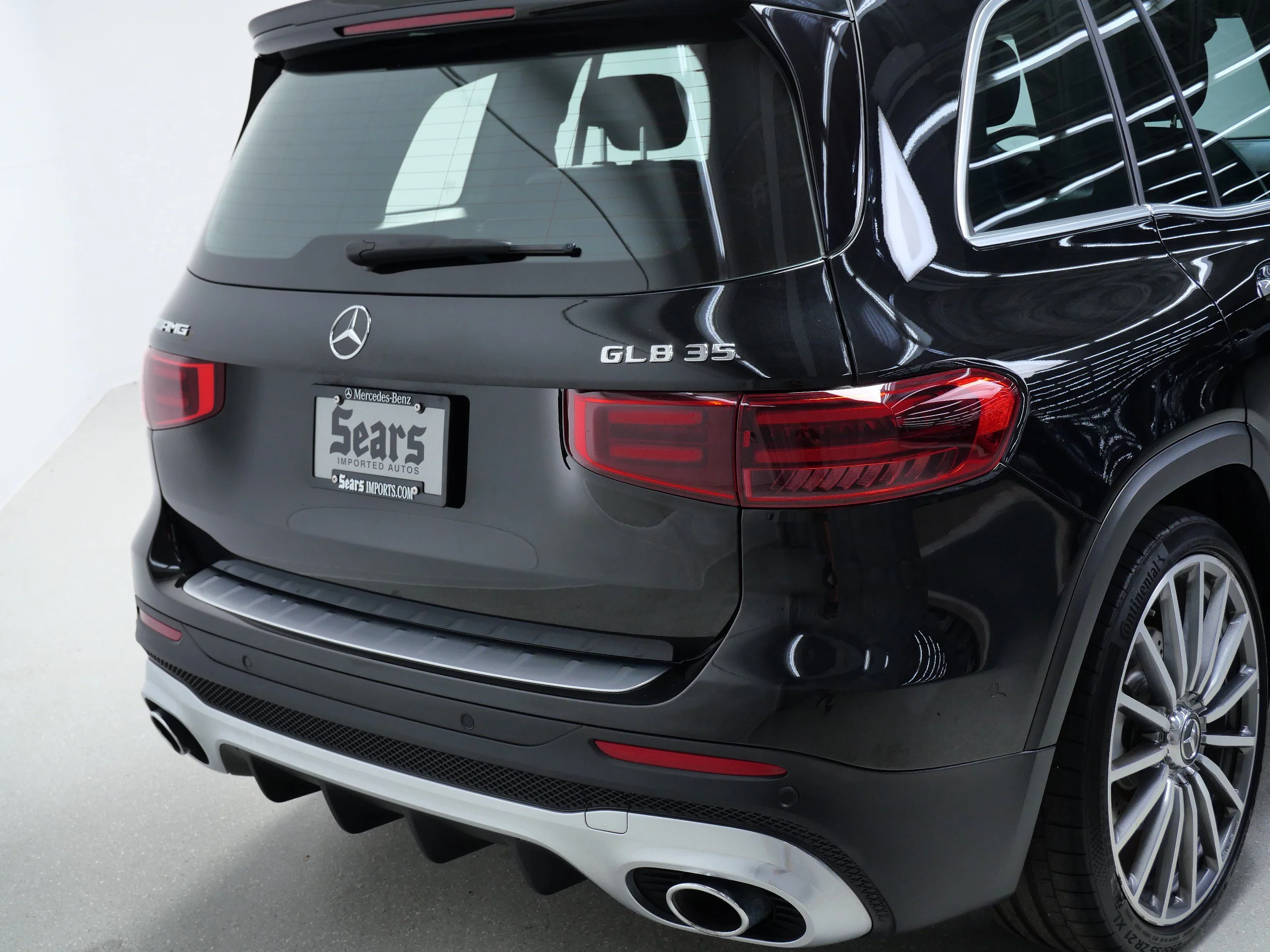 Used 2024 Cosmos Black Metallic Mercedes-Benz AMG® GLB 35 4MATIC SUV image 5