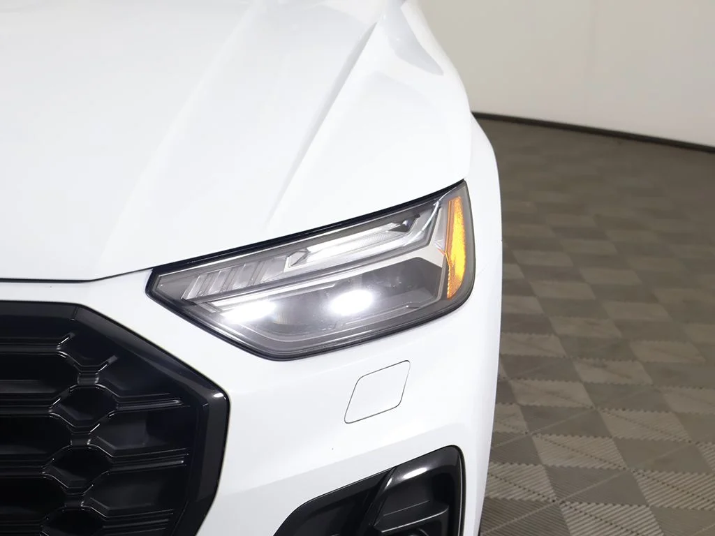 Used 2023 Glacier White Audi Prestige image 19