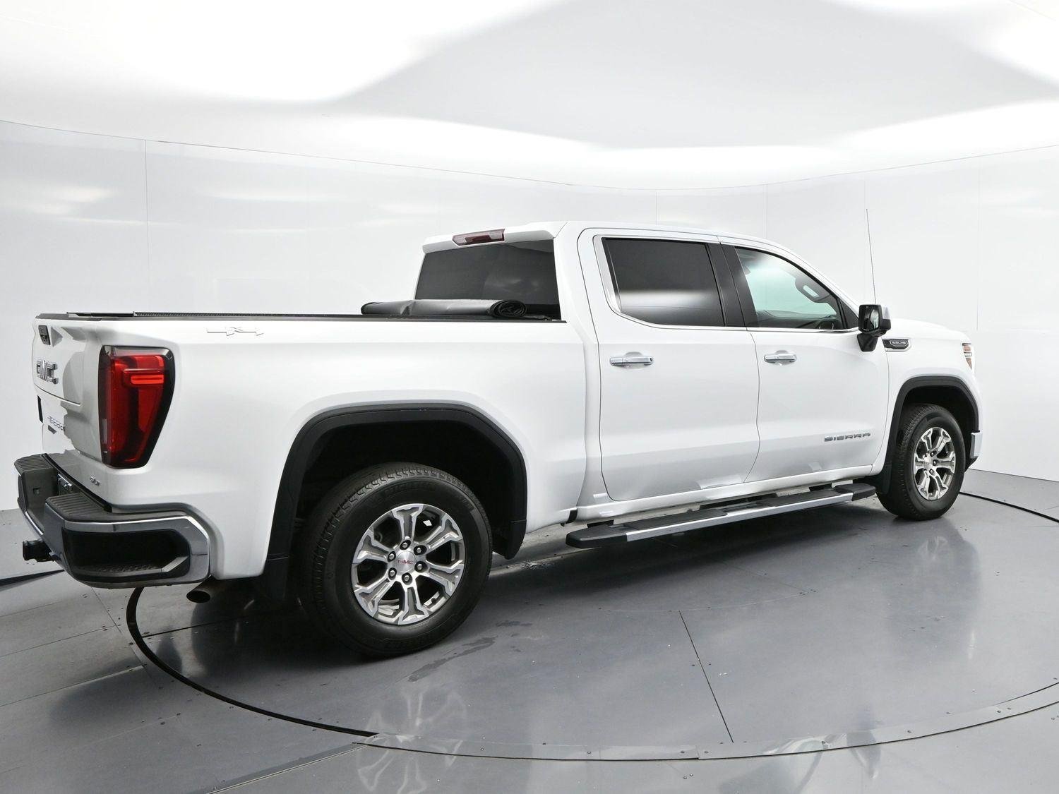Used 2022 Summit White GMC SLT image 7