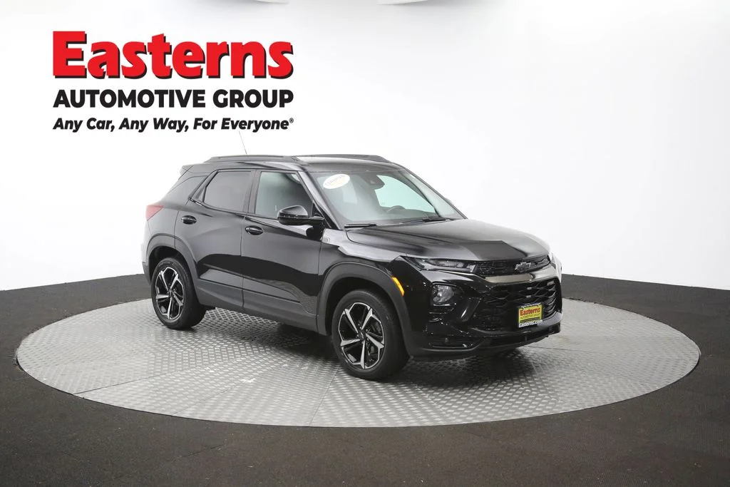 Used 2023 Black Chevrolet RS image 47