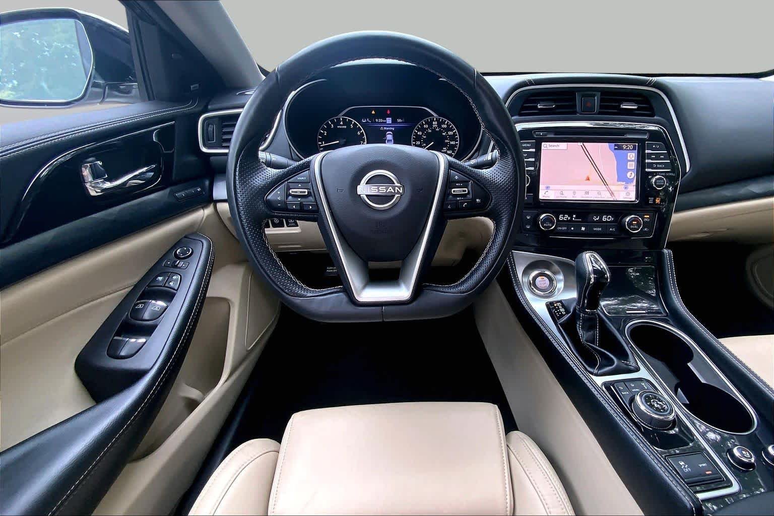 Used 2023 Pearl White Tricoat Nissan Platinum image 5