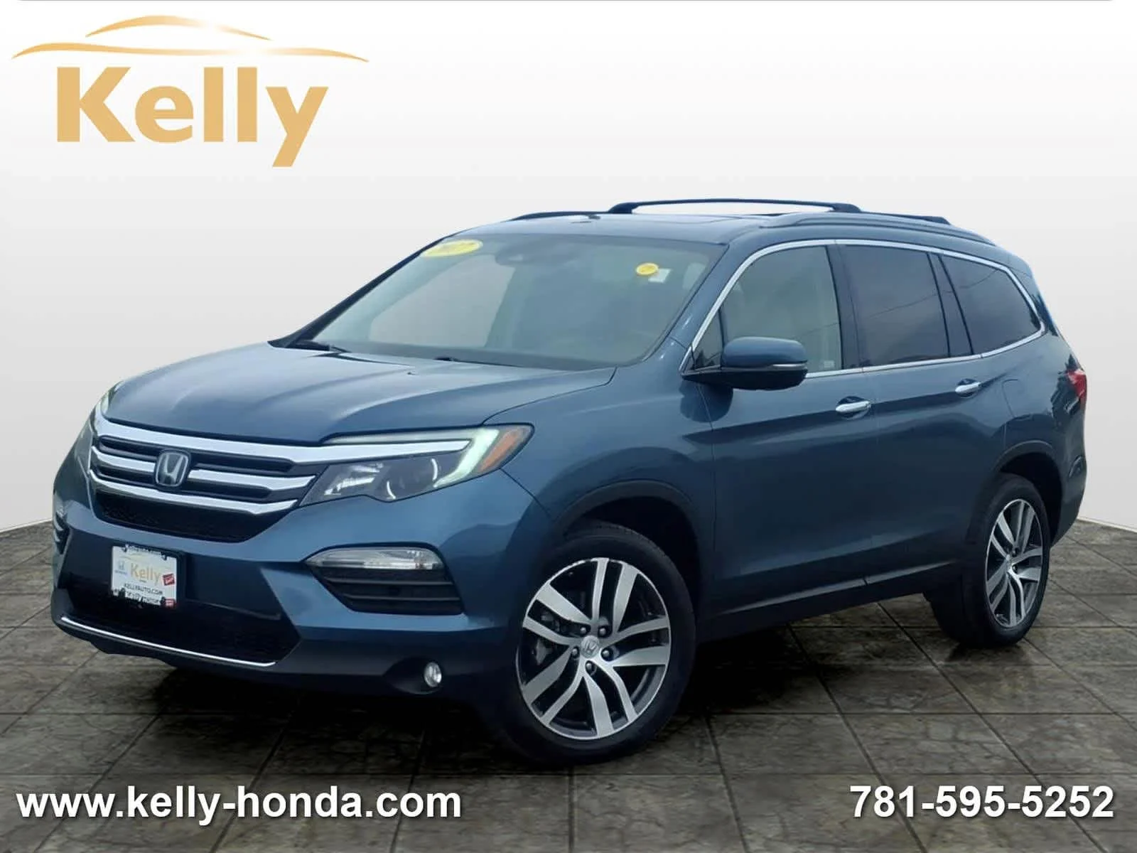 2017 Honda Pilot 4WD Touring's photo