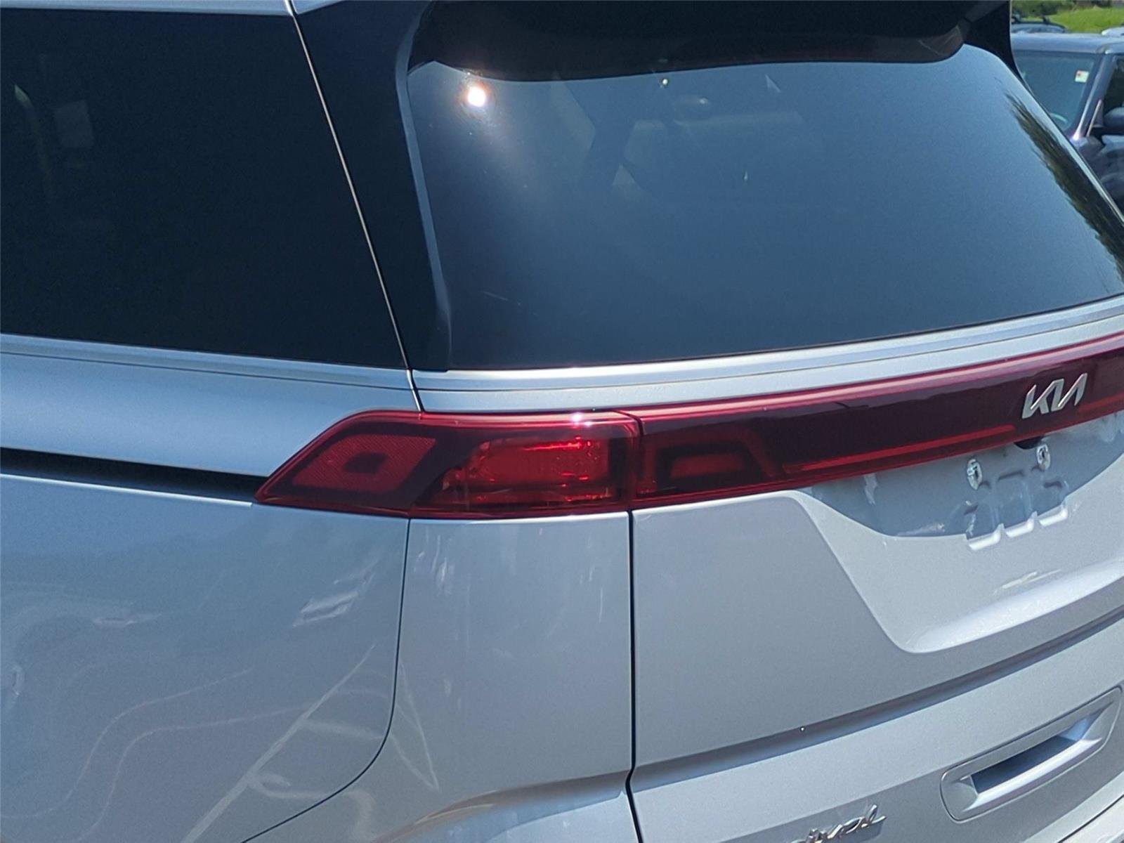 Used 2022 Silky Silver Kia LXS image 12