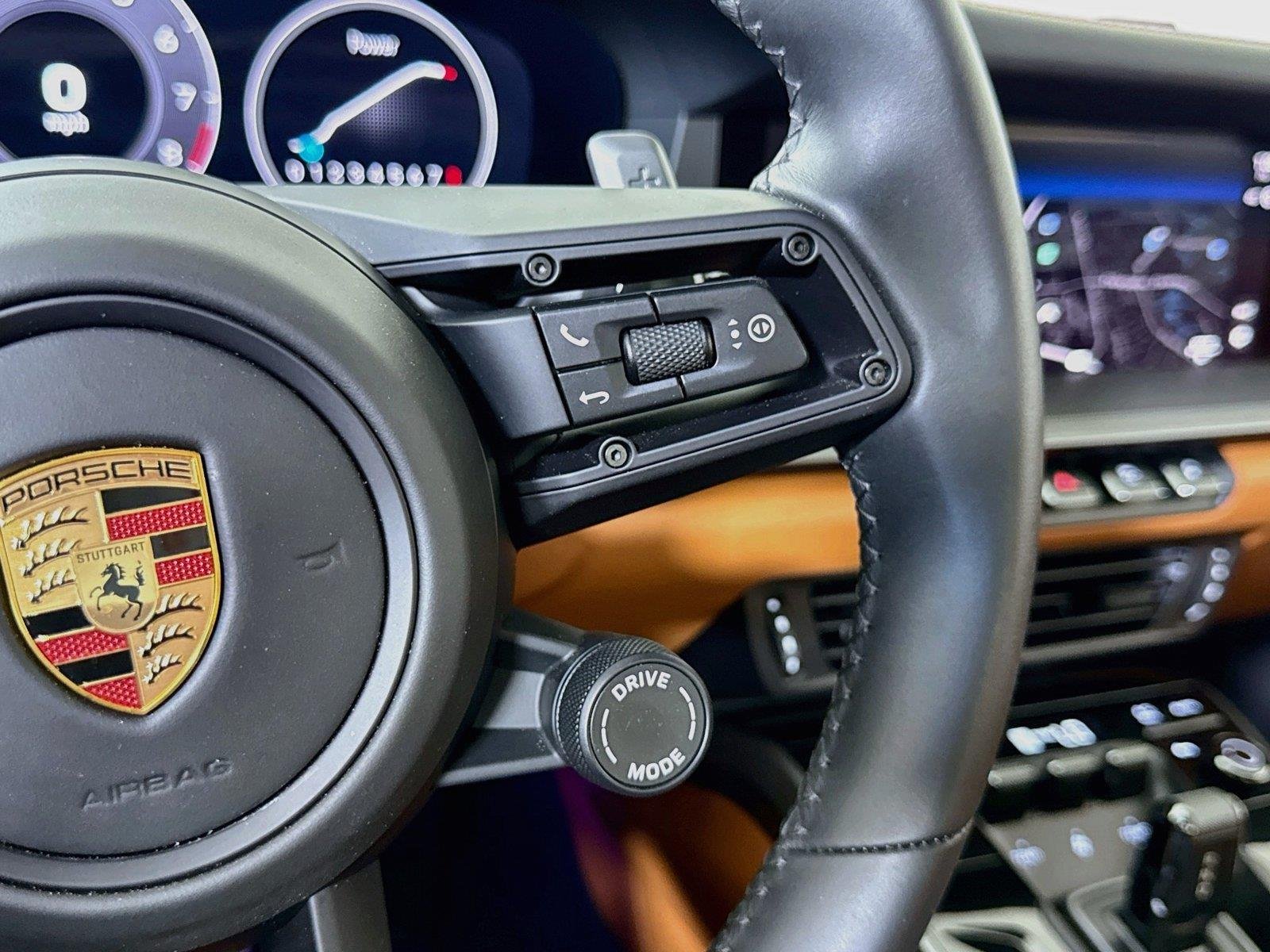 Used 2025 Shade Green Metallic Porsche Carrera | Surround View | Sport Exhaust | BOSE | Classic Wheels image 23