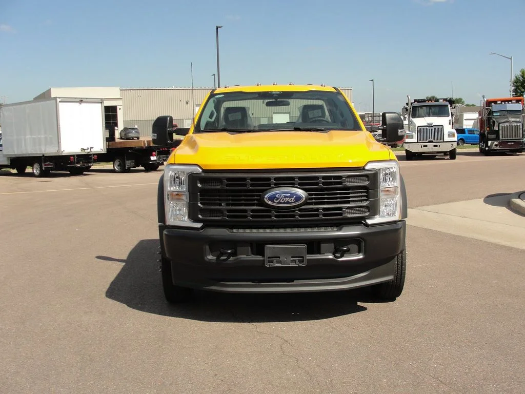 New 2026 Agate Black Metallic Ford F-550® XL image 8