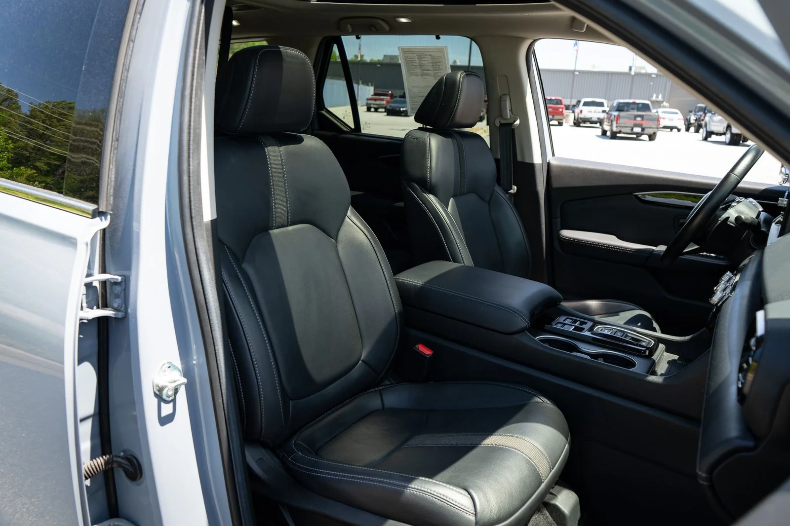 Used 2024  Honda Touring image 24
