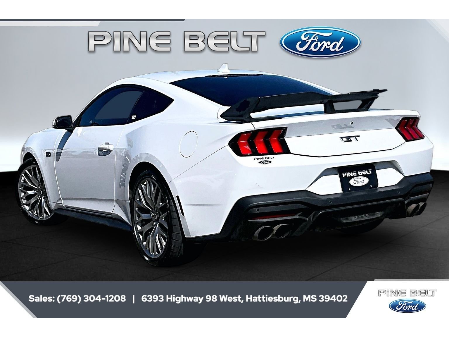 Used 2025 Oxford White Ford GT Premium image 2