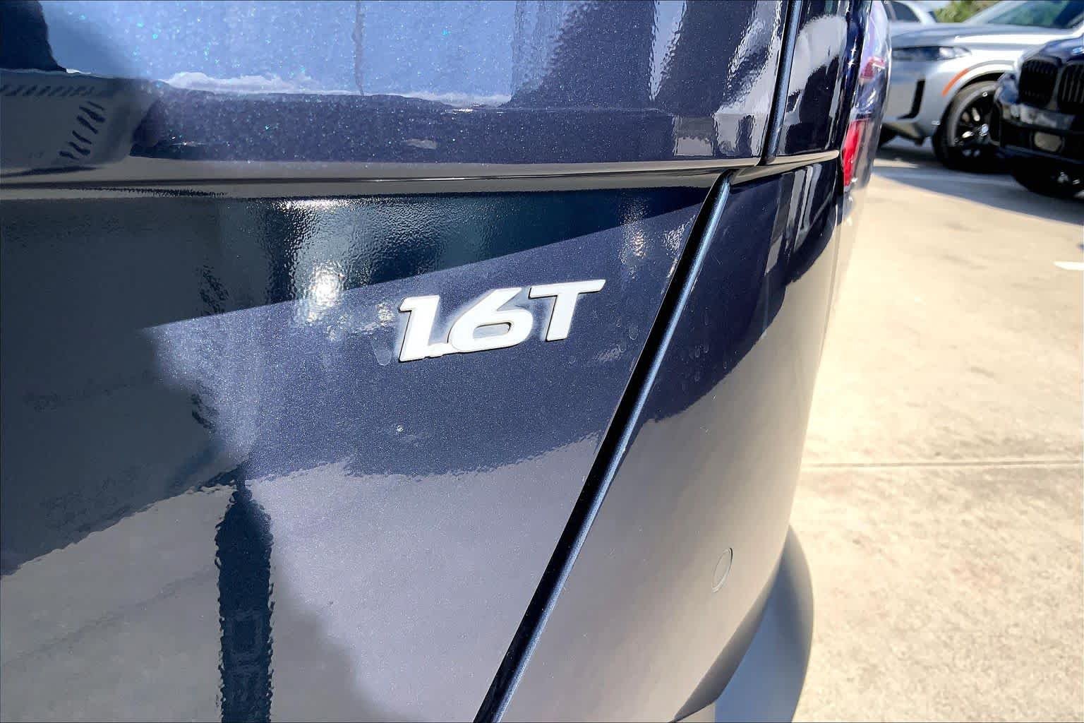 Used 2024 Denim Blue Pearl Hyundai Limited image 9