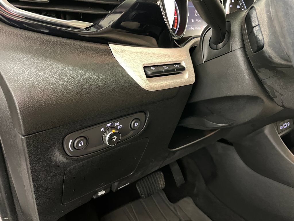 2020 Buick Encore GX Essence - Photo 29