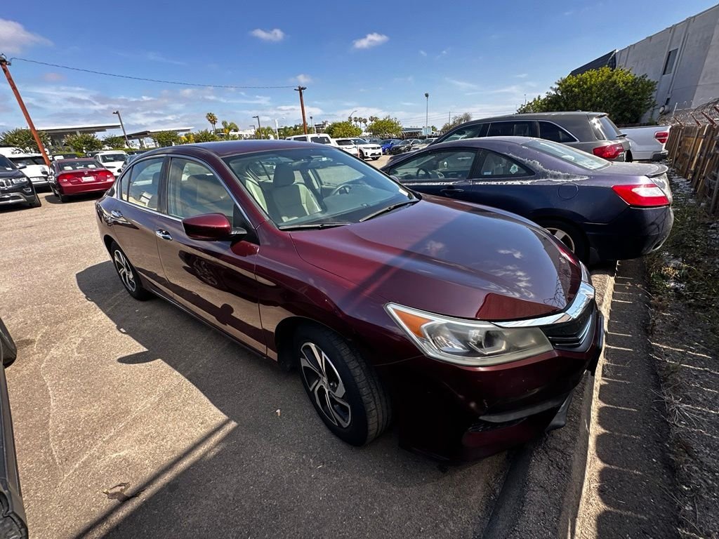 Used 2016  Honda LX image 10