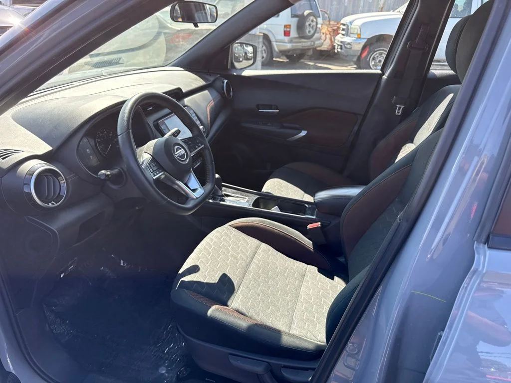Used 2024 Gray Nissan SR image 6