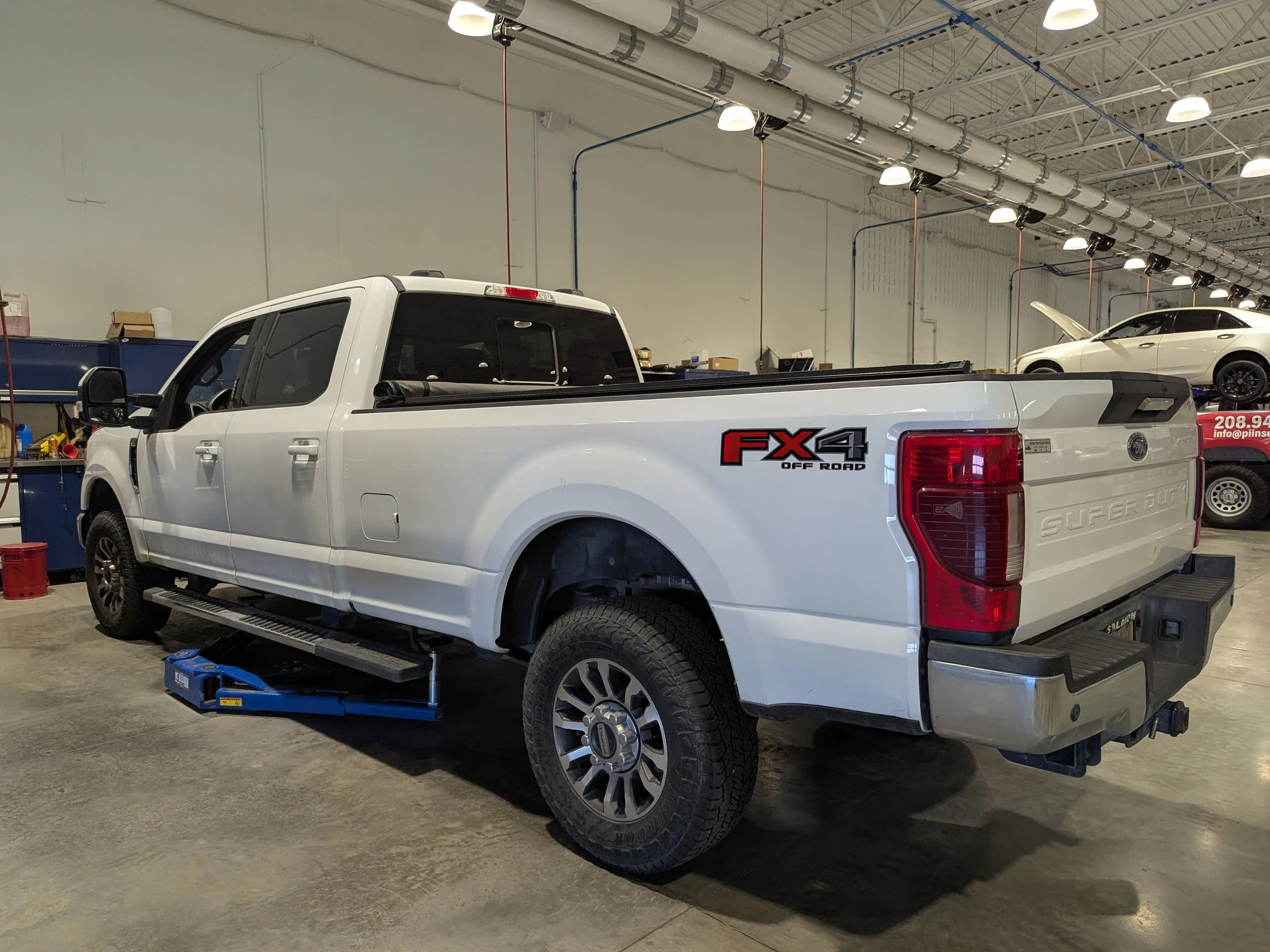 Used 2021  Ford LARIAT image 7