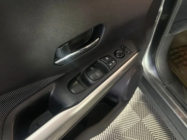 Used 2020 Gun Metallic Nissan SV image 11