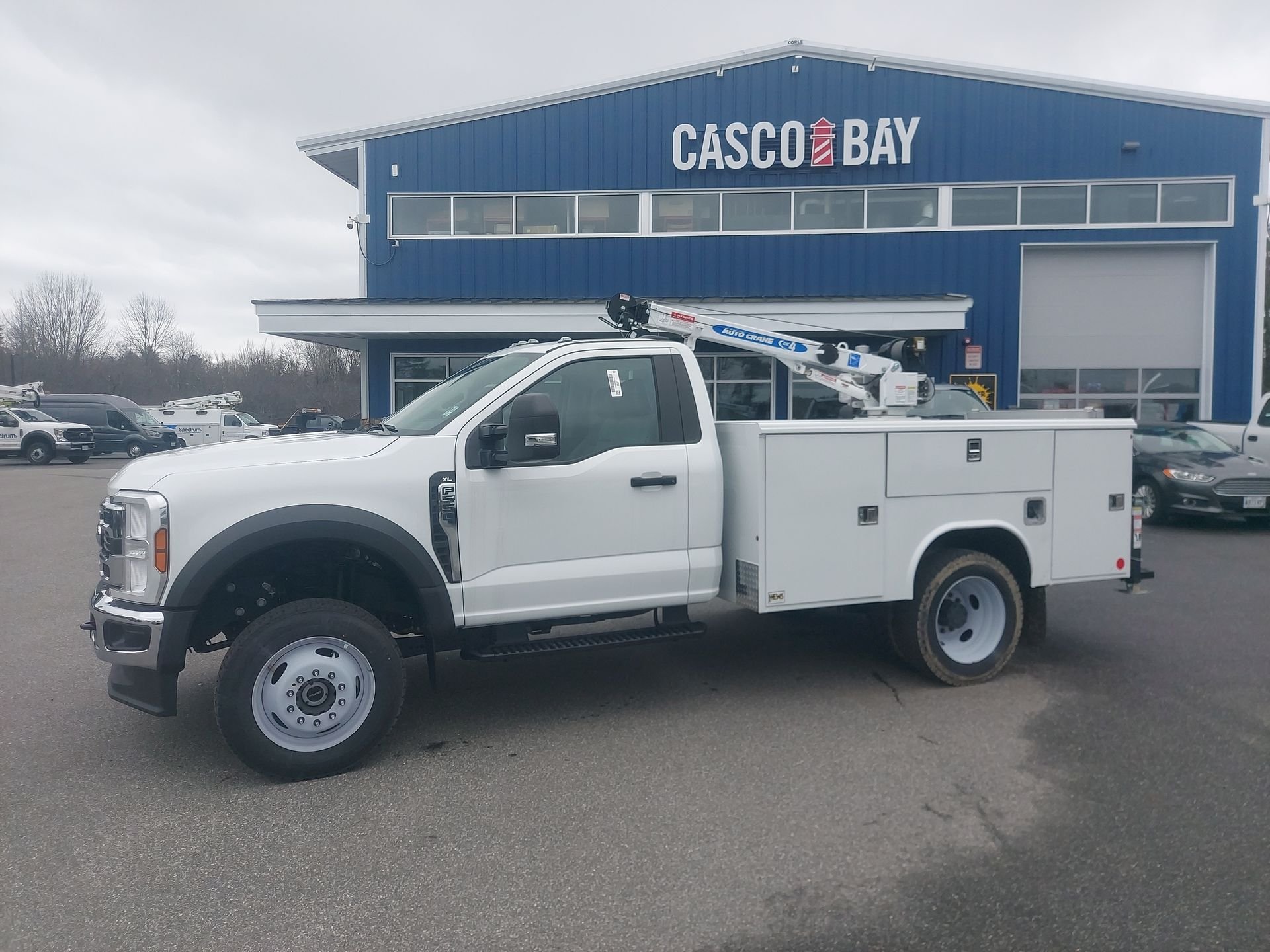 Used 2024 White Ford XL image 1