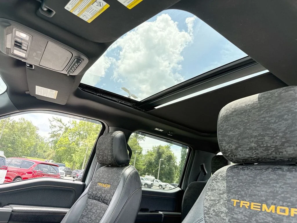Used 2023 Avalanche Ford Tremor image 17