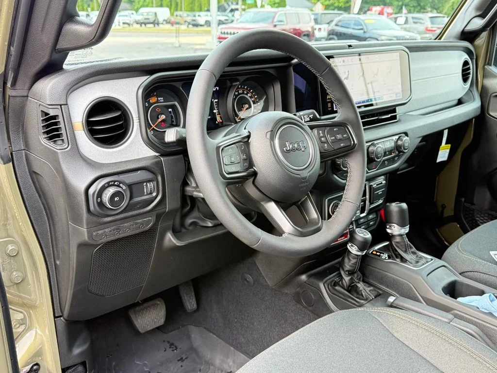 2025 Jeep Wrangler 4-Door Willys - Photo 14
