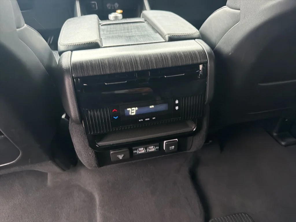 Used 2024 Black Jeep Series II image 21