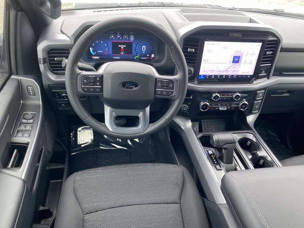 New 2026 Oxford White Ford XLT image 11